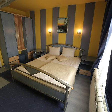Hotel Zeneva Kragujevac Extérieur photo