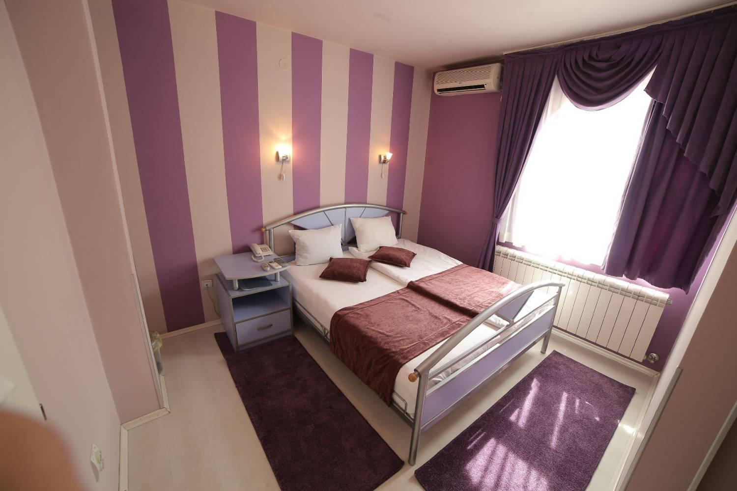 Hotel Zeneva Kragujevac Extérieur photo