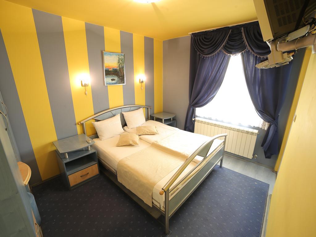 Hotel Zeneva Kragujevac Chambre photo