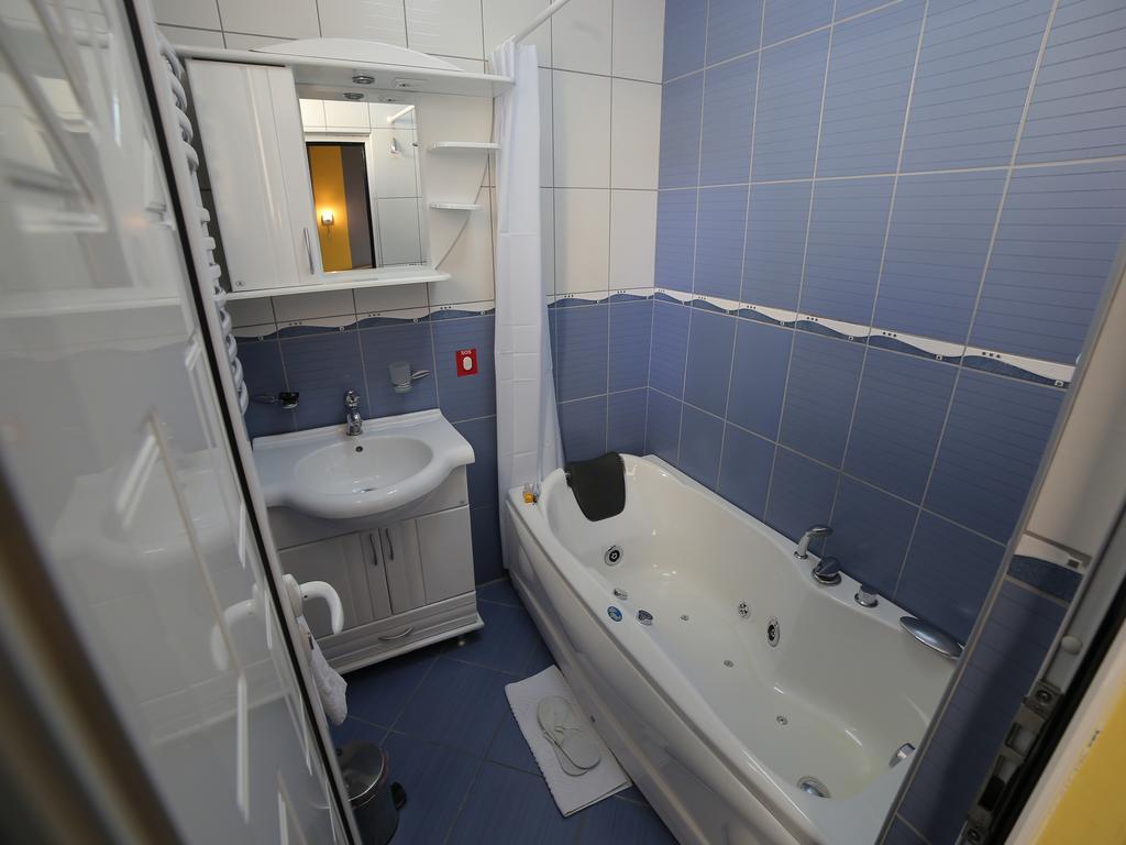 Hotel Zeneva Kragujevac Chambre photo