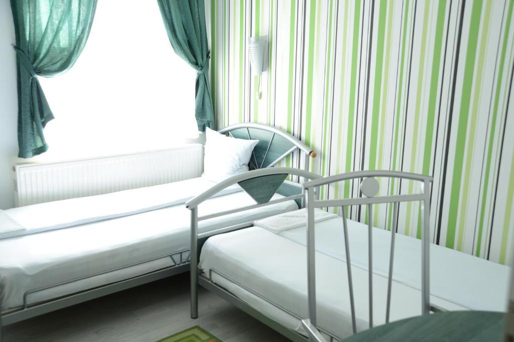 Hotel Zeneva Kragujevac Chambre photo