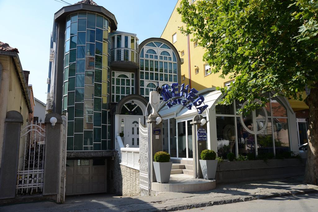 Hotel Zeneva Kragujevac Extérieur photo